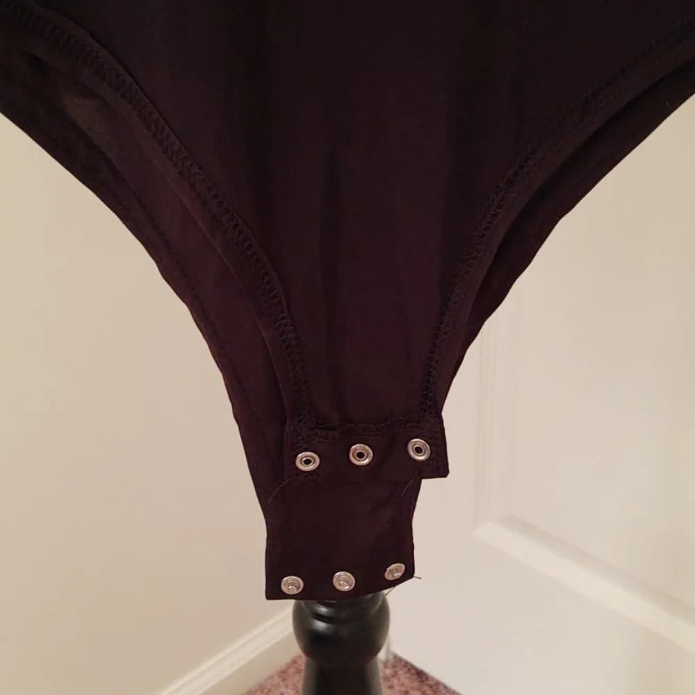 EUC 💢 | Atmosphere Solid One Shoulder Bodysuit - Picture 5 of 7